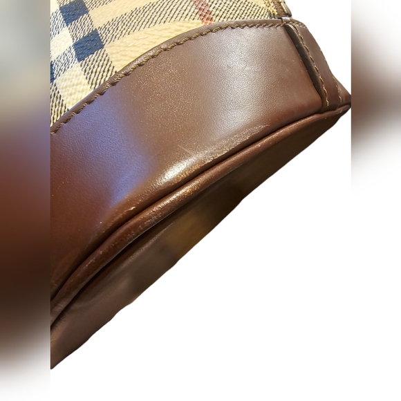 Burberry Haymarket Check Alma Style Tote w/ COA - Picture 7 of 13